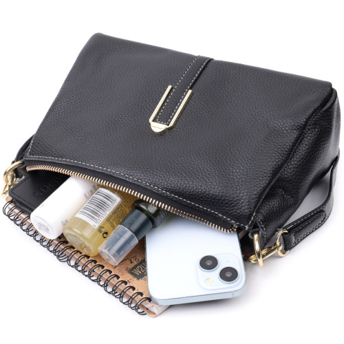 Жіноча сумка з металевою прикрасою по середині з натуральної шкіри Vintage 22607 Чорна