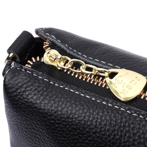 Жіноча сумка з металевою прикрасою по середині з натуральної шкіри Vintage 22607 Чорна