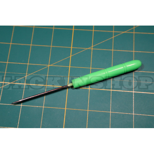 Шило с пластмассовой ручкой. 12,5 см 